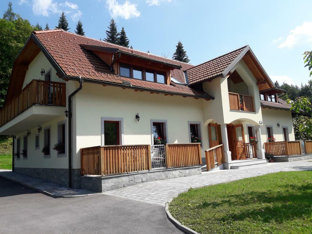 קמניק Simnovi Apartmaji - Surrounded By Nature מראה חיצוני תמונה