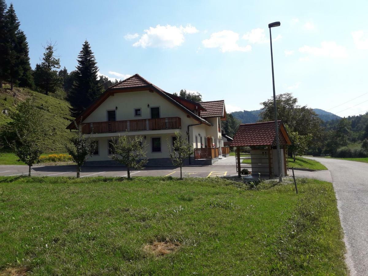 קמניק Simnovi Apartmaji - Surrounded By Nature מראה חיצוני תמונה