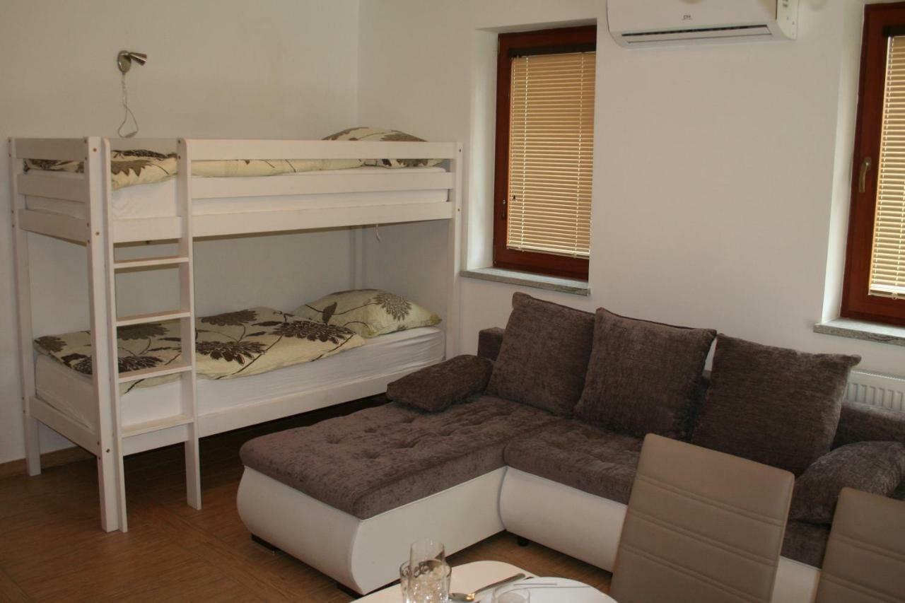 קמניק Simnovi Apartmaji - Surrounded By Nature מראה חיצוני תמונה