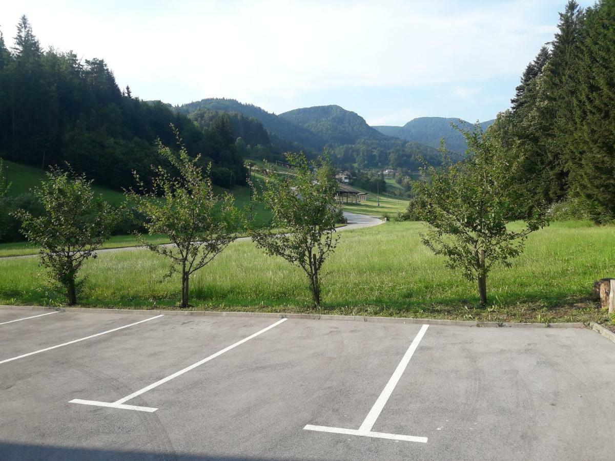 קמניק Simnovi Apartmaji - Surrounded By Nature מראה חיצוני תמונה