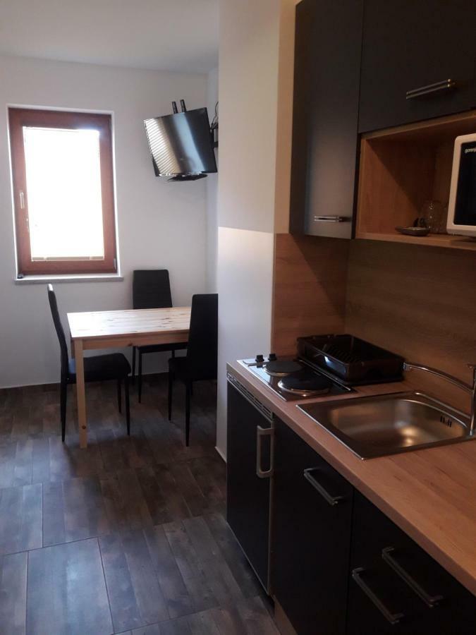 קמניק Simnovi Apartmaji - Surrounded By Nature מראה חיצוני תמונה